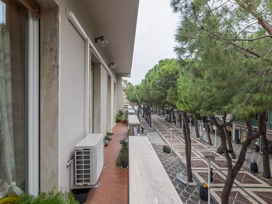 Immagine 7 di Appartamento in vendita  in Via Bovio a Cattolica