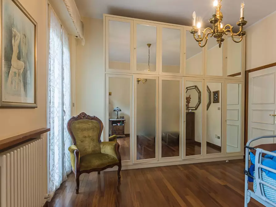 Immagine 10 di Appartamento in vendita  in Via Bovio a Cattolica