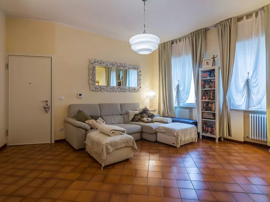 Immagine 2 di Appartamento in vendita  in Via Bovio a Cattolica