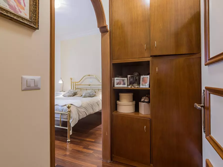 Immagine 8 di Appartamento in vendita  in Via Bovio a Cattolica