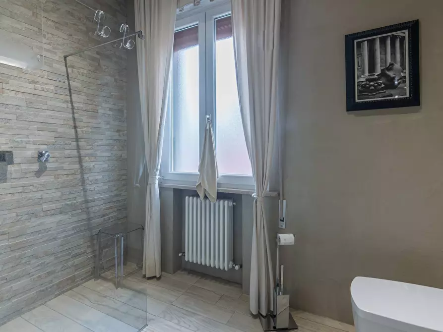 Immagine 13 di Appartamento in vendita  in Via Bovio a Cattolica