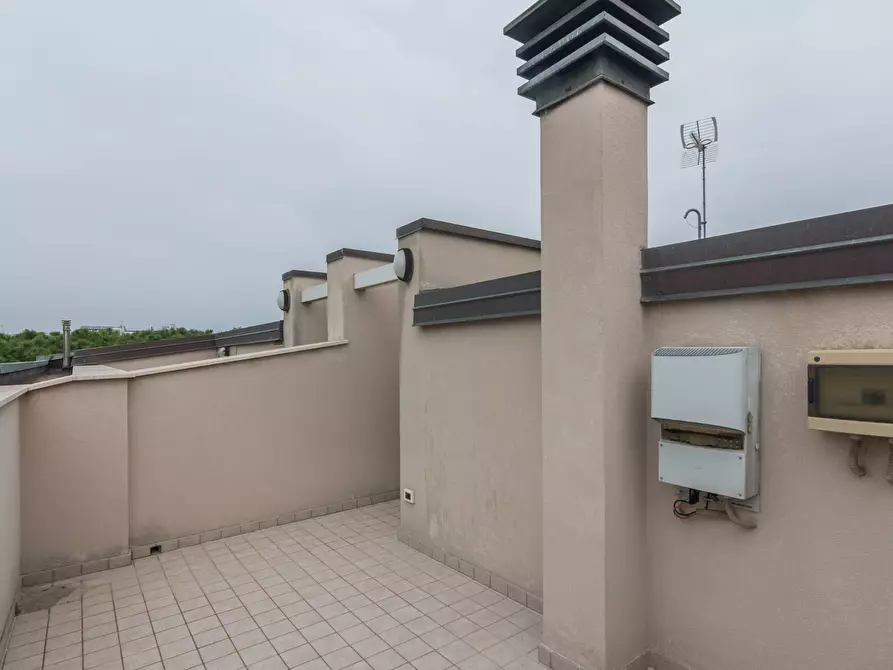 Immagine 8 di Attico in vendita  in Via Bovio a Cattolica