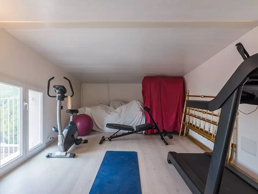 Immagine 10 di Attico in vendita  in Via Bovio a Cattolica