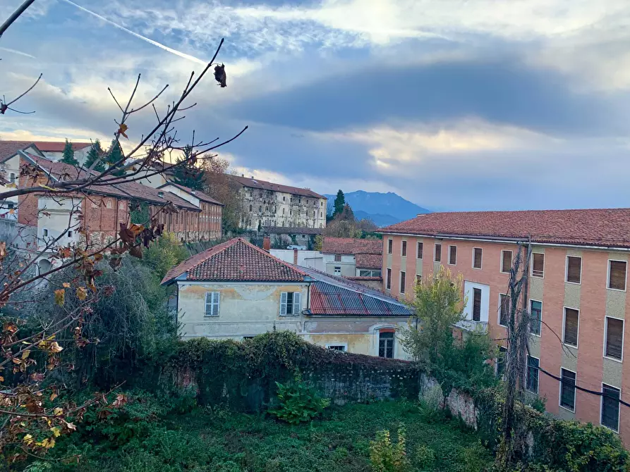 Immagine 11 di Palazzo in vendita  in Via Giolitti a Mondovì