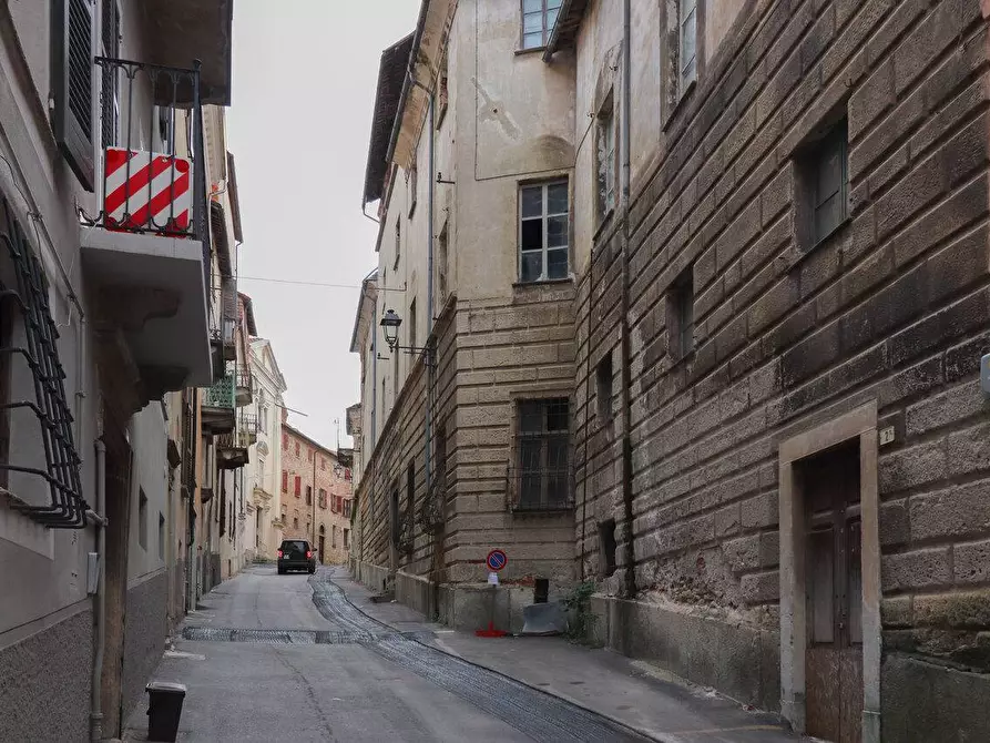 Immagine 6 di Palazzo in vendita  in Via Giolitti a Mondovì