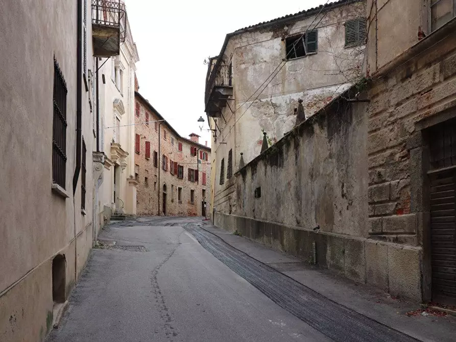 Immagine 5 di Palazzo in vendita  in Via Giolitti a Mondovì