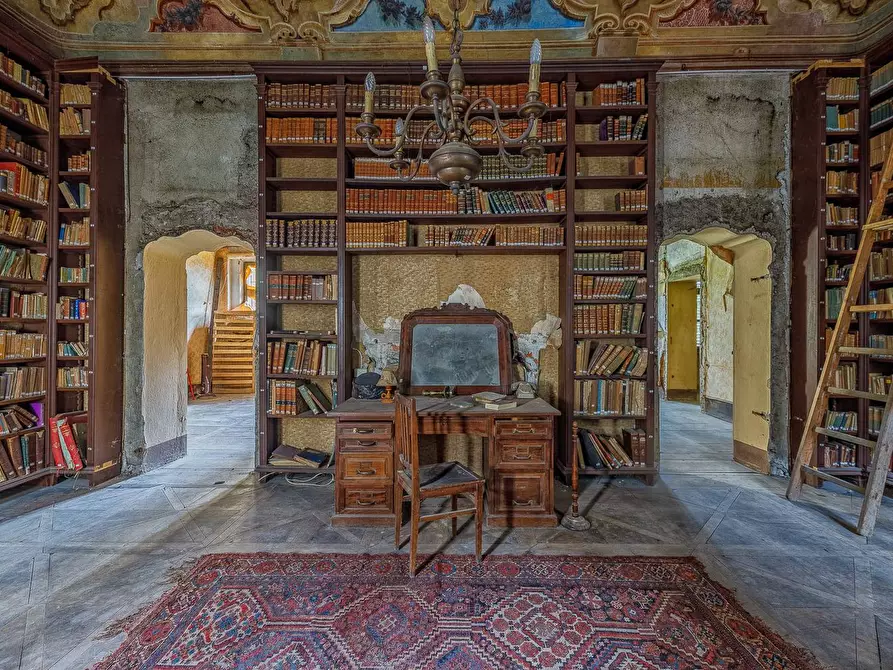 Immagine 7 di Palazzo in vendita  in Via Giolitti a Mondovì