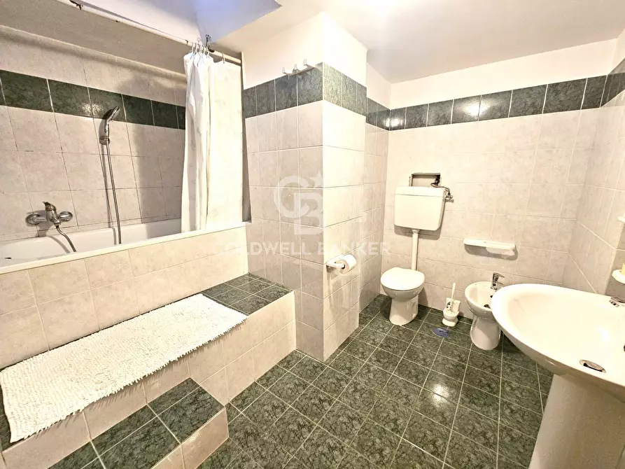 Immagine 15 di Appartamento in vendita  in via di santa lucia a Fonte Nuova