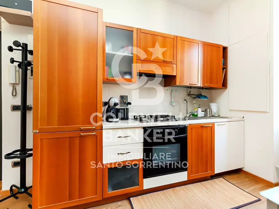 Immagine 10 di Appartamento in vendita  in Via Aldo Manuzio a Roma