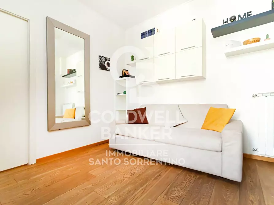 Immagine 11 di Appartamento in vendita  in Via Aldo Manuzio a Roma