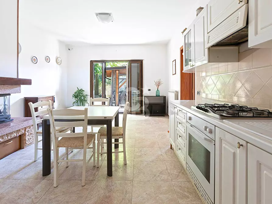 Immagine 11 di Villetta a schiera in vendita  in Via Domenico Cimarosa a Viterbo