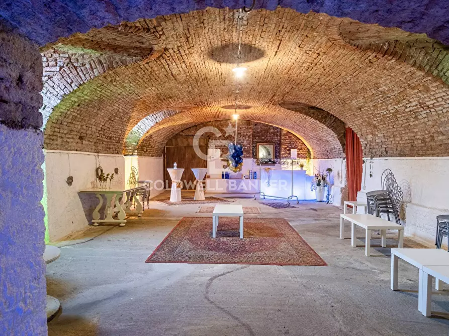 Immagine 18 di Villa in vendita  in PIAZZA RESTA a Vittuone