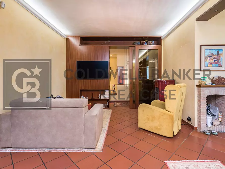 Immagine 13 di Casa semindipendente in vendita  in Via Di Spinabella a Marino