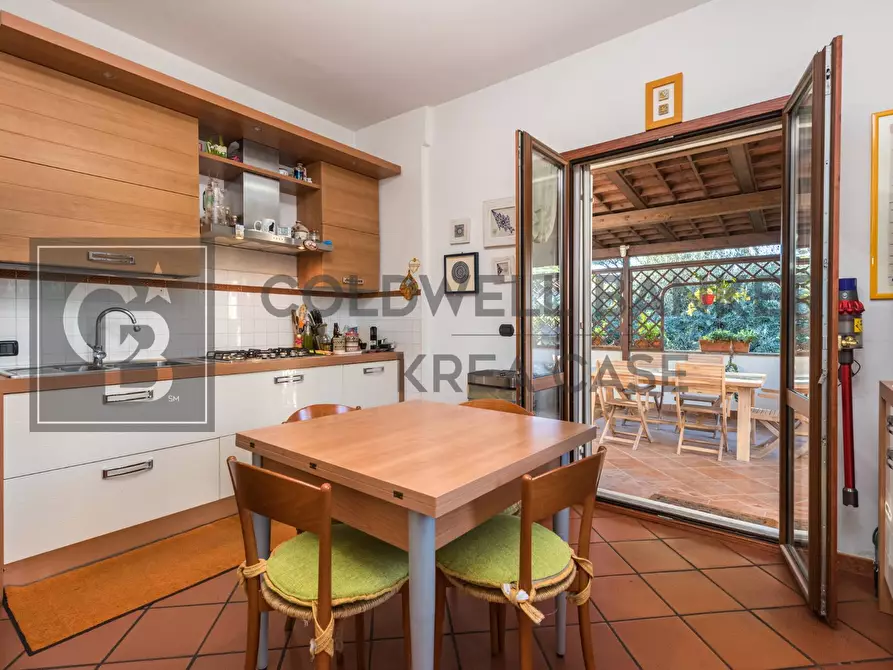 Immagine 15 di Casa semindipendente in vendita  in Via Di Spinabella a Marino