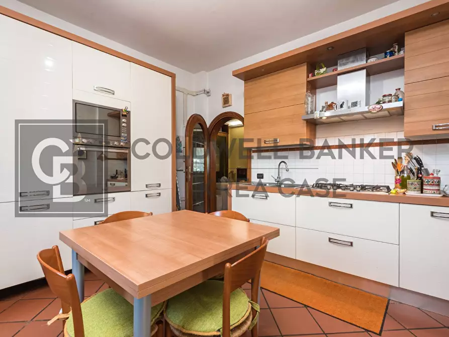 Immagine 16 di Casa semindipendente in vendita  in Via Di Spinabella a Marino