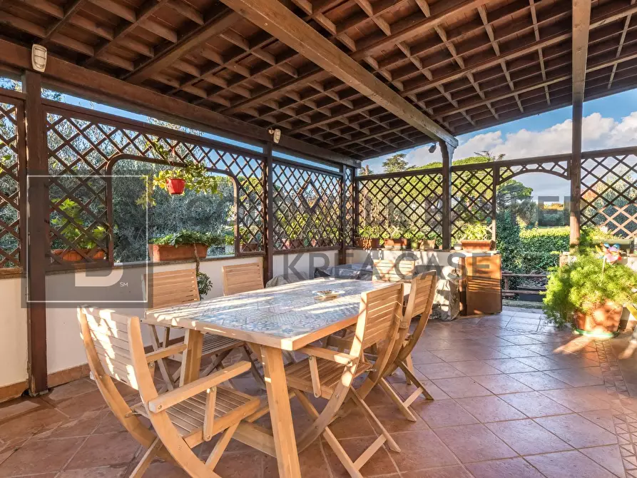 Immagine 17 di Casa semindipendente in vendita  in Via Di Spinabella a Marino