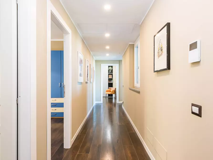 Immagine 23 di Villa in vendita  in Via Delle Gardenie a Marino