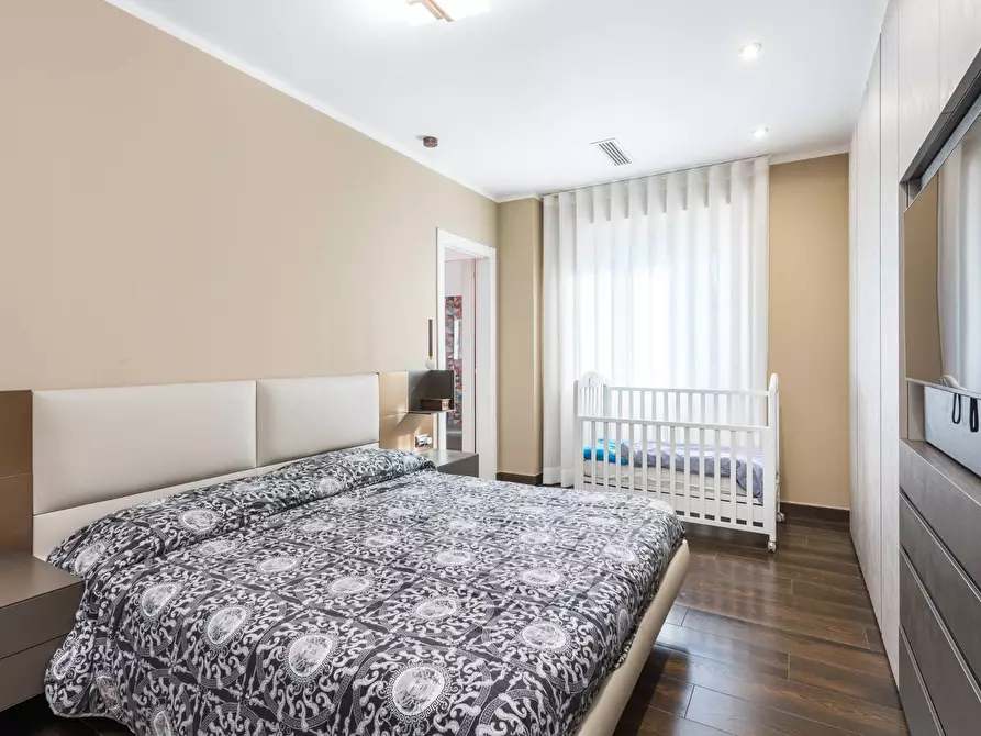 Immagine 29 di Villa in vendita  in Via Delle Gardenie a Marino