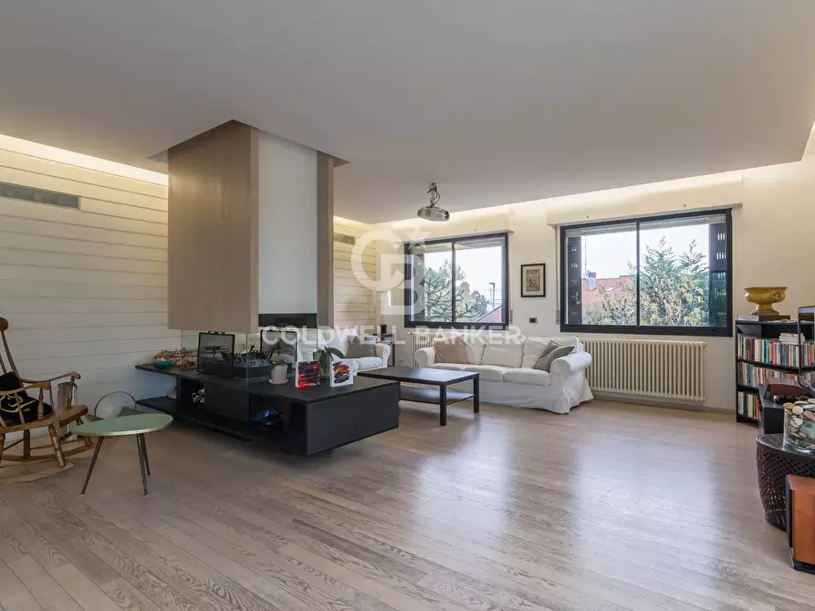 Immagine 15 di Villa in vendita  in Via Colle dei Pini a Riccione