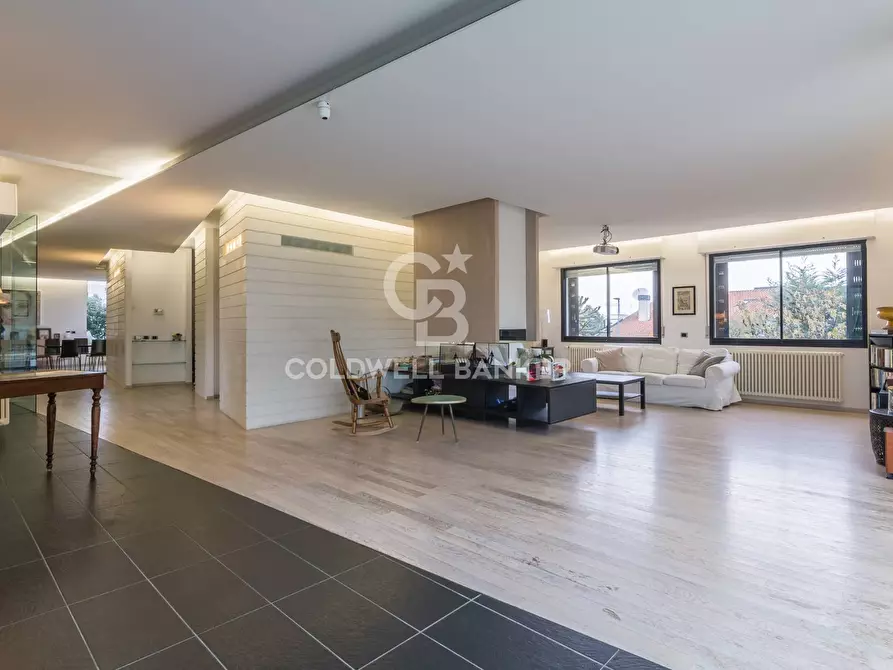 Immagine 17 di Villa in vendita  in Via Colle dei Pini a Riccione