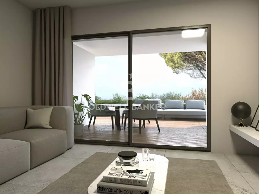 Immagine 28 di Appartamento in vendita  in Via Bassini a Riccione