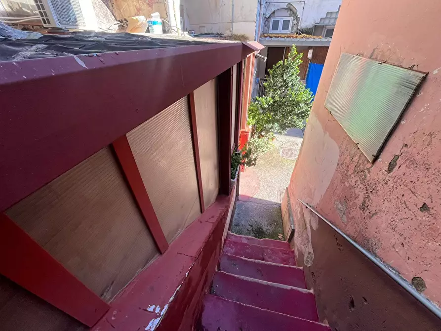 Immagine 3 di Appartamento in vendita  in Vico Case Riccardi a Napoli