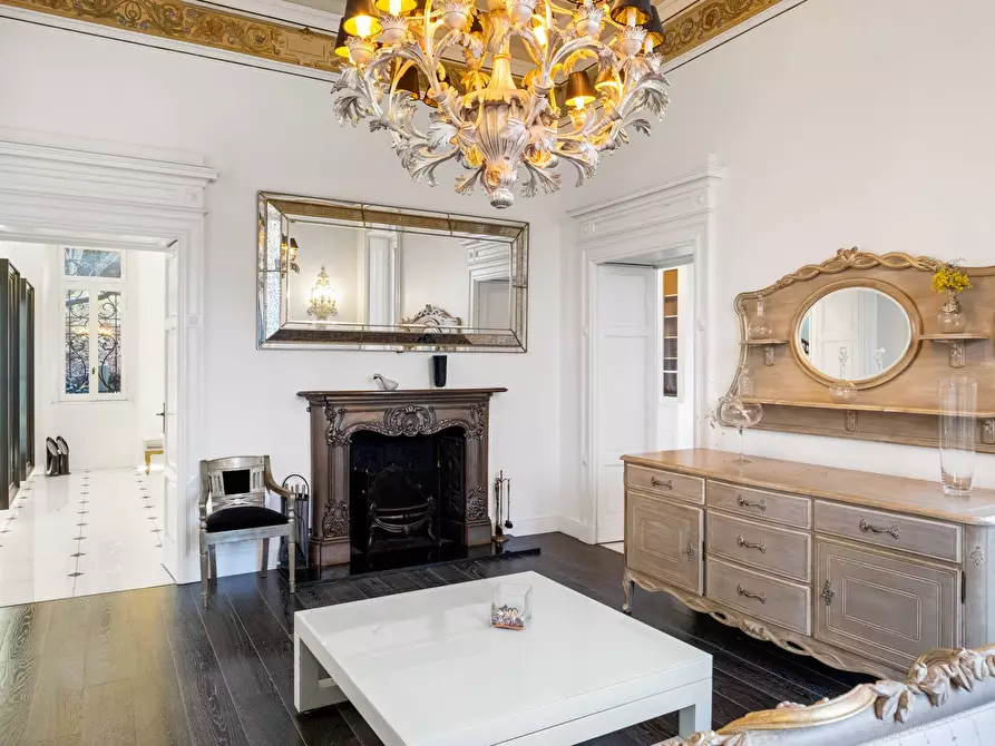 Immagine 19 di Villa in vendita  in via Lamberti a Stresa