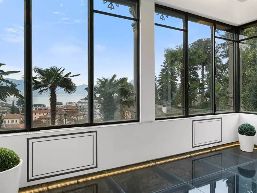Immagine 26 di Villa in vendita  in via Lamberti a Stresa