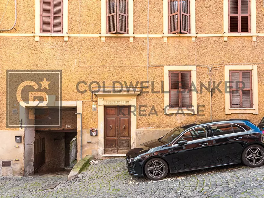 Immagine 2 di Appartamento in vendita  in Via Cesare Battisti a Marino