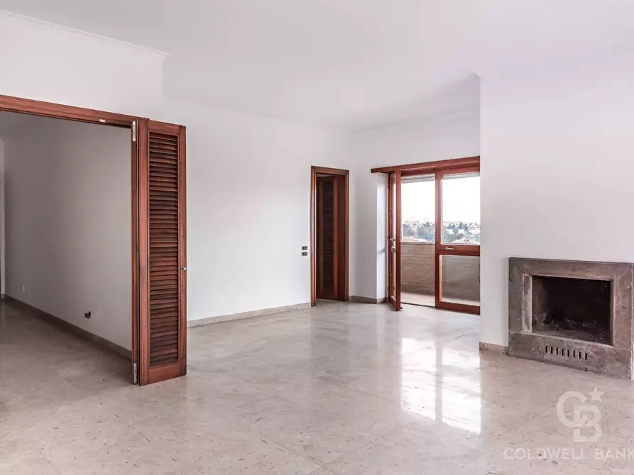 Immagine 5 di Attico in vendita  in Via Rivarone a Roma