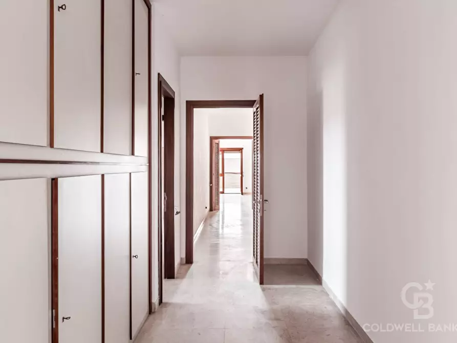 Immagine 17 di Attico in vendita  in Via Rivarone a Roma