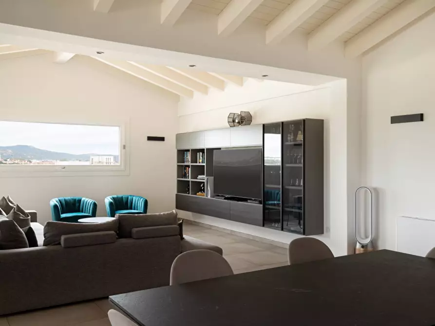 Immagine 9 di Attico in vendita  in via ada negri a Olbia