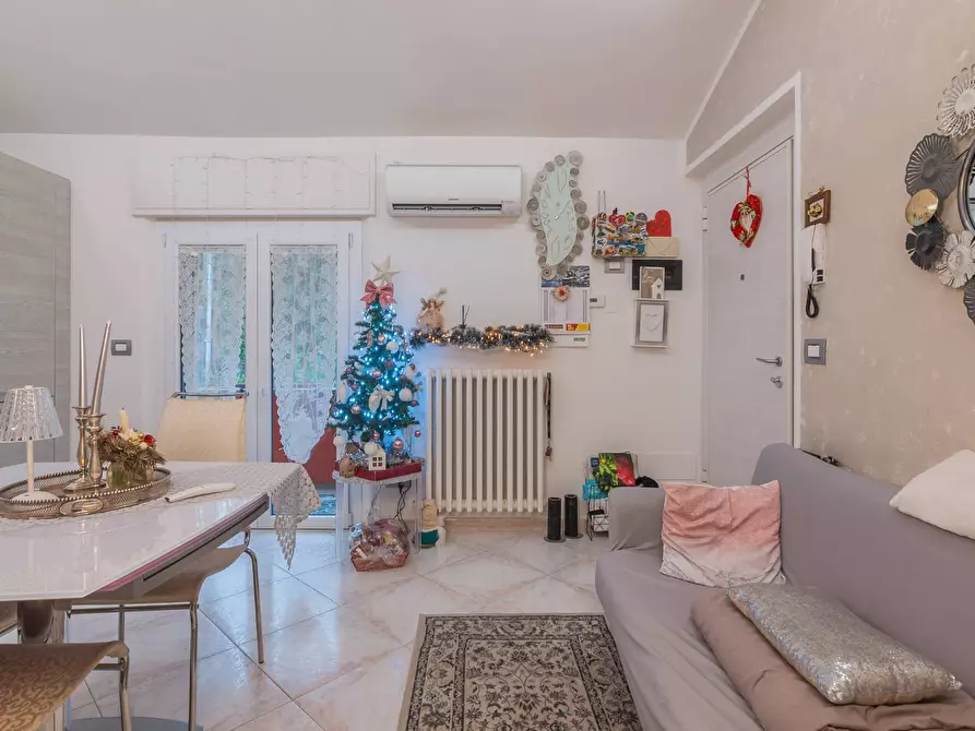 Immagine 4 di Appartamento in vendita  in Strada Della Romagna a Gradara