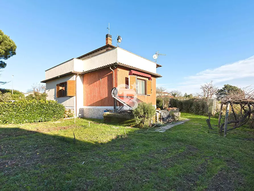 Immagine 27 di Villa in vendita  in Località Cassia Cimina a Caprarola