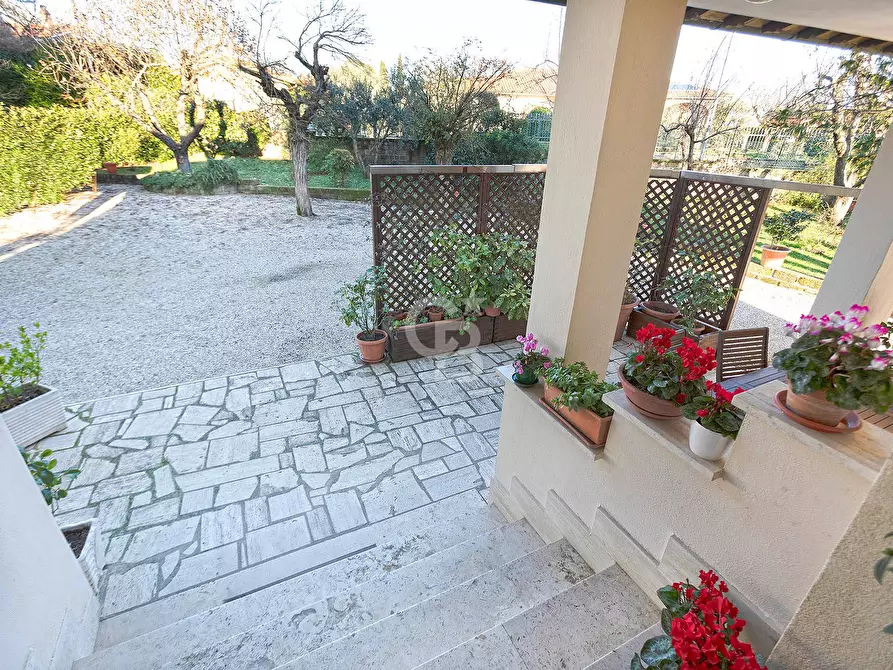 Immagine 25 di Villa in vendita  in Località Cassia Cimina a Caprarola