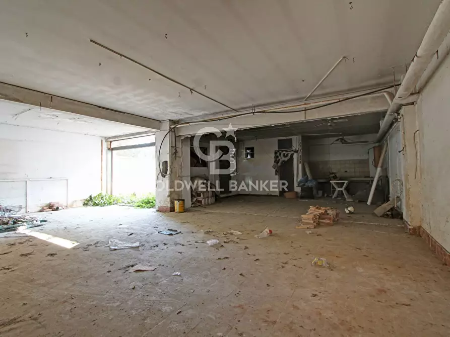 Immagine 7 di Box auto in vendita  in Via Rescaldina a Roma