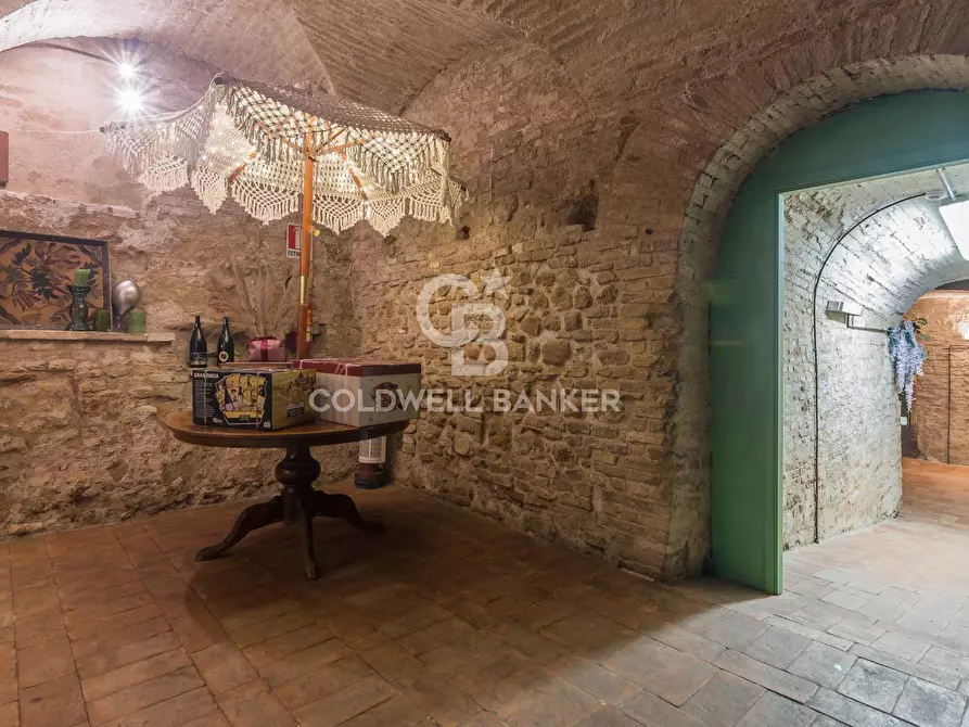 Immagine 21 di Attività commerciale in vendita  in Corso Mazzini a Ancona