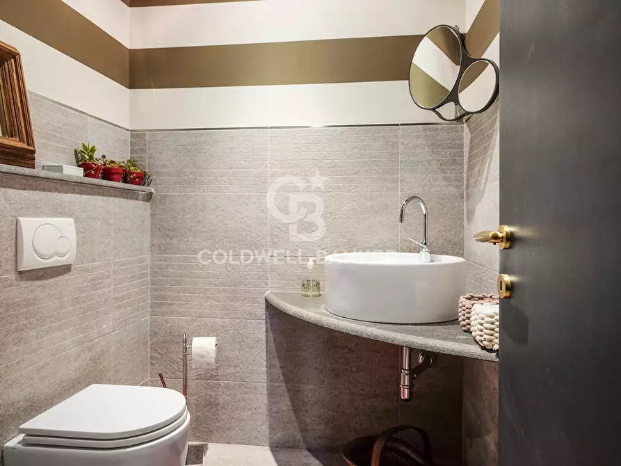 Immagine 27 di Villa in vendita  in Via Giacomo Matteotti a Solbiate Olona