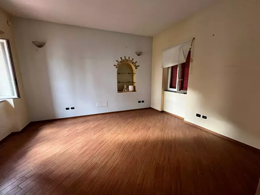 Immagine 14 di Ufficio in vendita  in VIA PITTORE a San Giorgio A Cremano