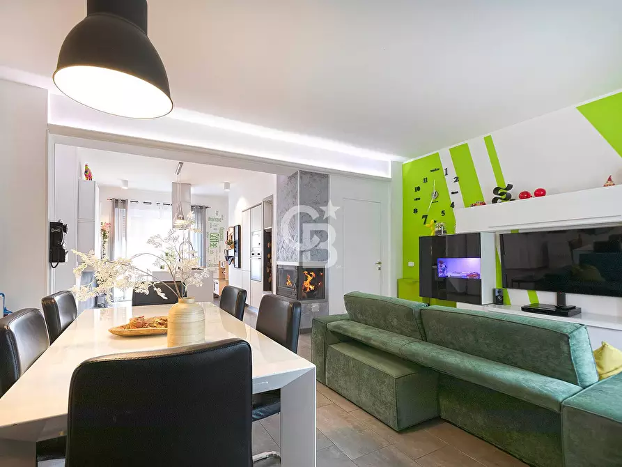 Immagine 2 di Appartamento in vendita  in Via delle Canicole a Capranica