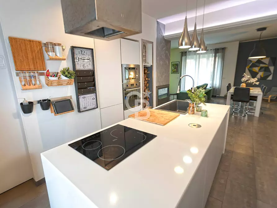 Immagine 6 di Appartamento in vendita  in Via delle Canicole a Capranica