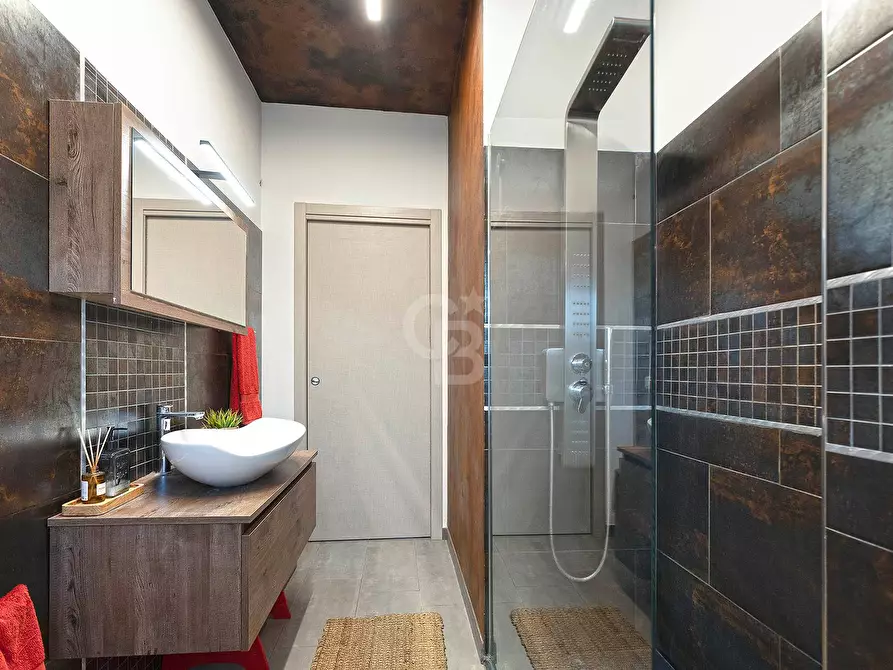 Immagine 13 di Appartamento in vendita  in Via delle Canicole a Capranica