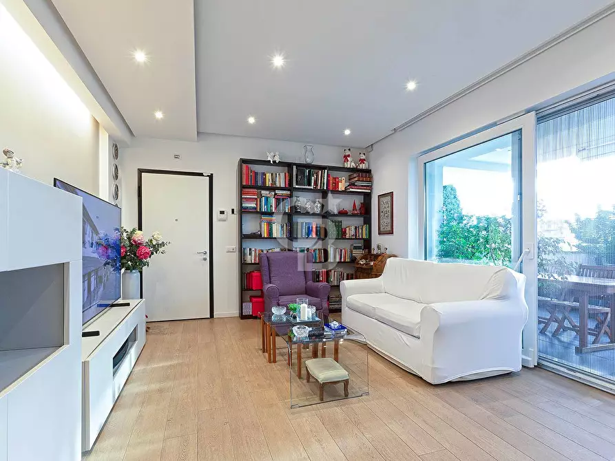 Immagine 5 di Appartamento in vendita  in Via Orio Vergani a Viterbo