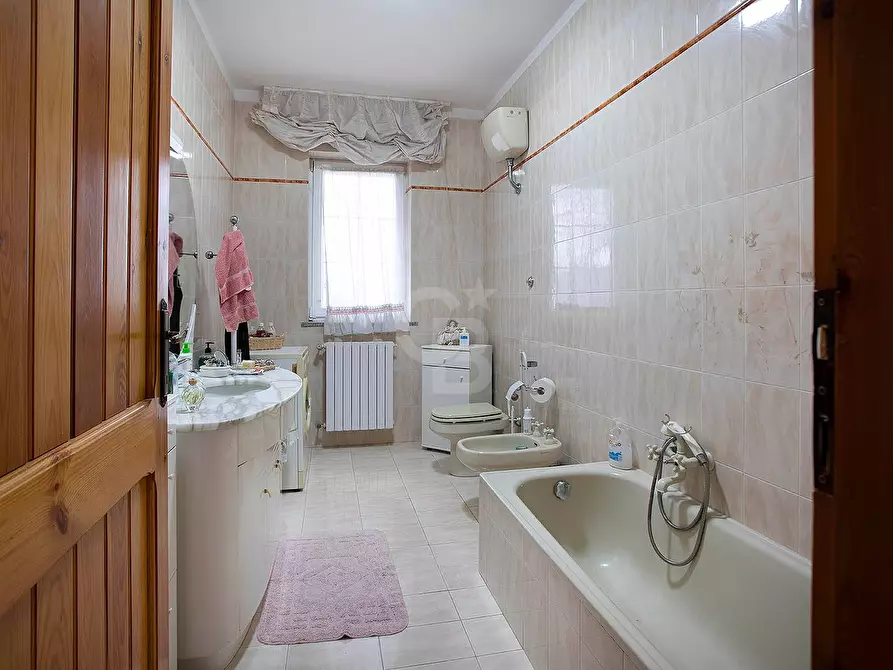 Immagine 13 di Villa in vendita  in Strada Costa Volpara a Viterbo