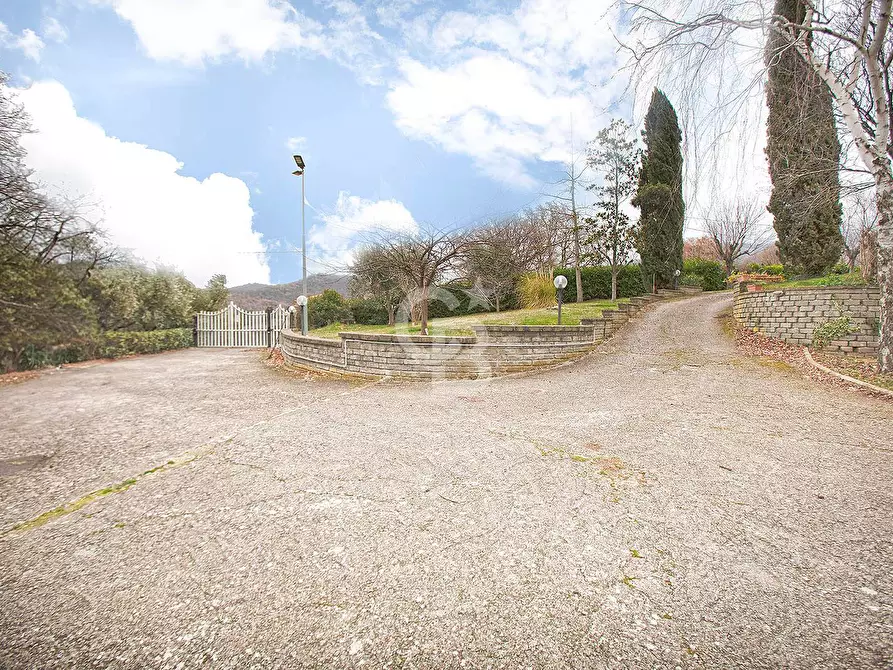 Immagine 18 di Villa in vendita  in Strada Costa Volpara a Viterbo