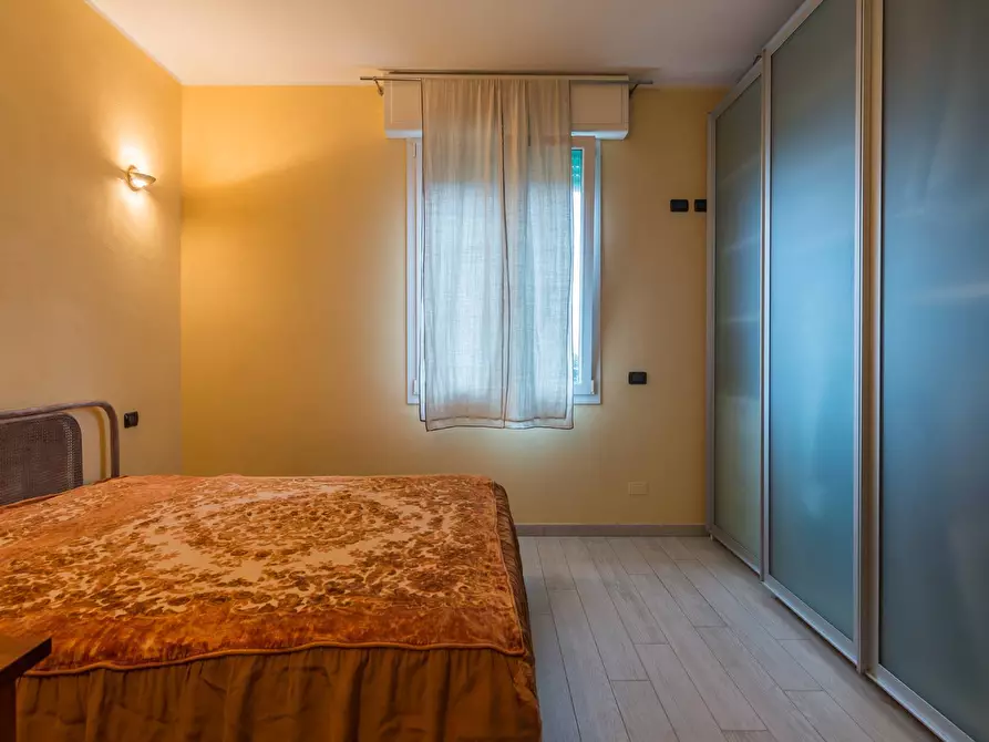 Immagine 13 di Appartamento in vendita  in Via Emanuele Filiberto a Gabicce Mare