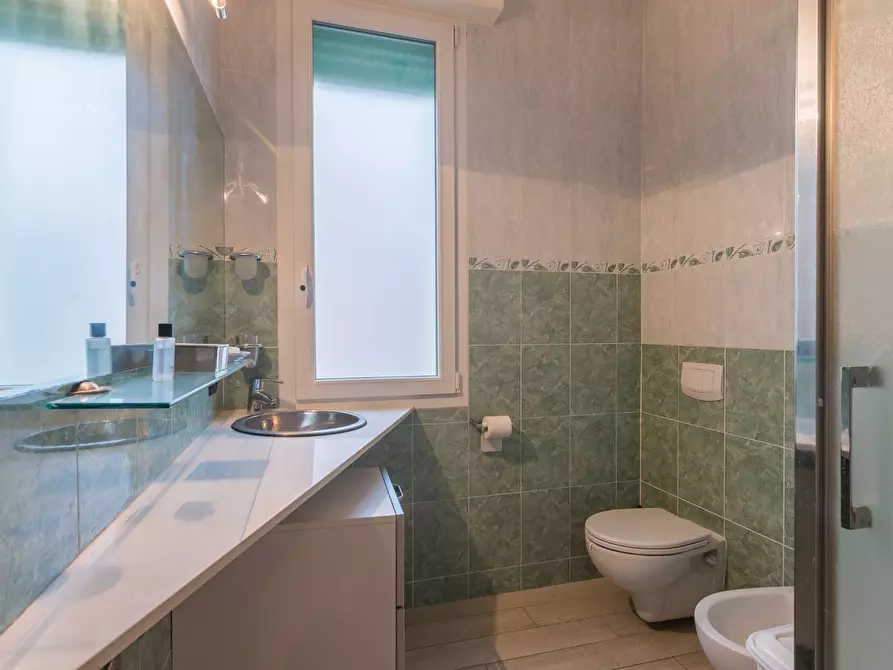 Immagine 20 di Appartamento in vendita  in Via Emanuele Filiberto a Gabicce Mare