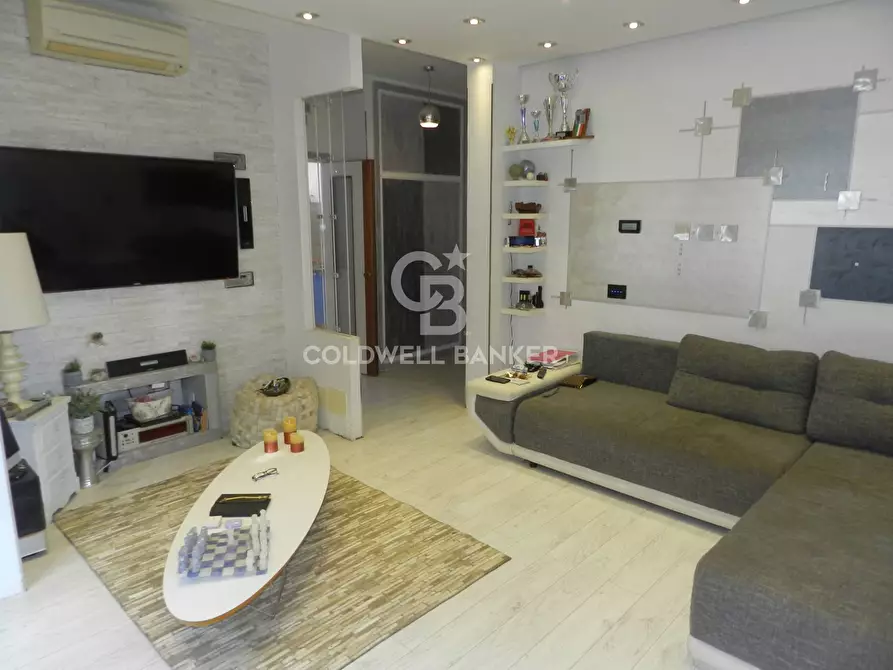 Immagine 1 di Attico in vendita  in Via Giulio Cesare a Santa Marinella