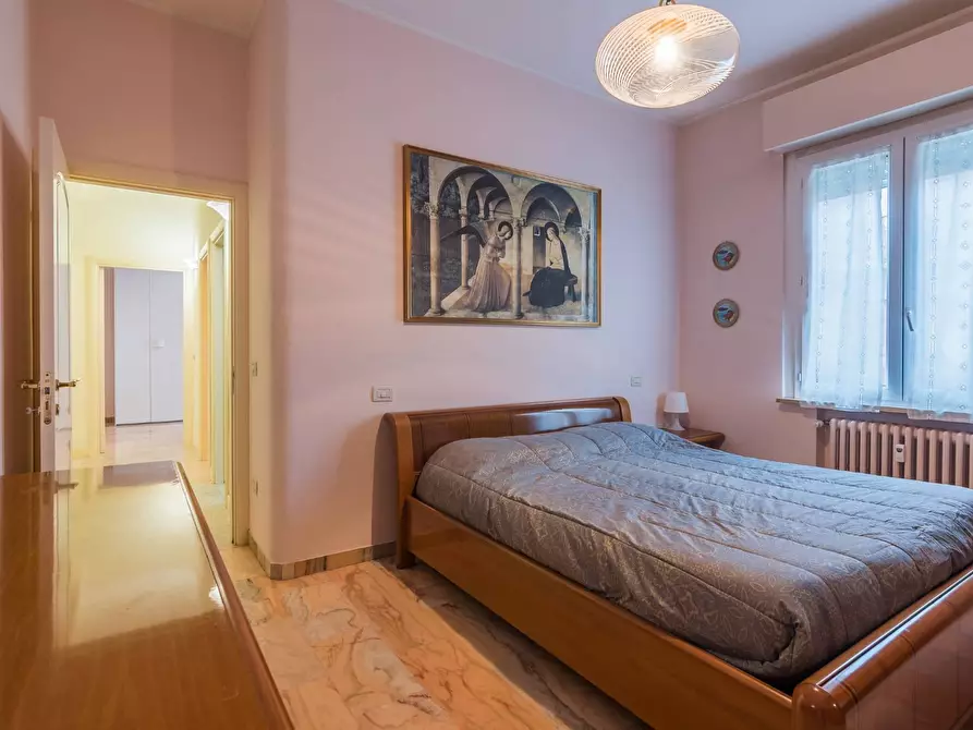 Immagine 10 di Appartamento in vendita  in Via Commandino a Pesaro