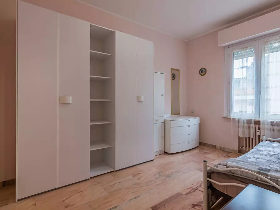 Immagine 15 di Appartamento in vendita  in Via Commandino a Pesaro